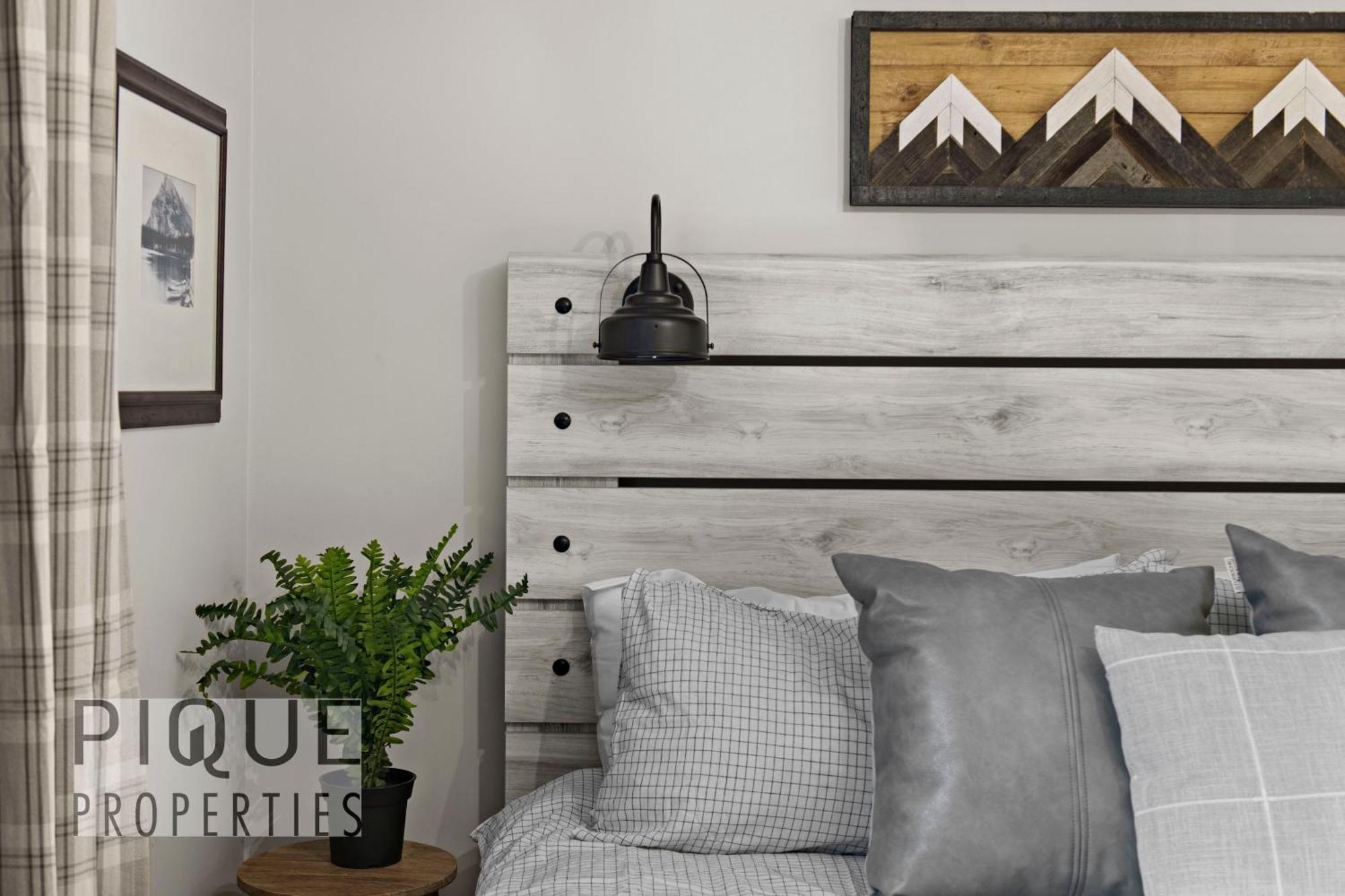 Mystic Mountain Chalet, Heated Outdoor Pool & Hot Tub, Free Parking, Fast Wifi! Canmore Exteriör bild