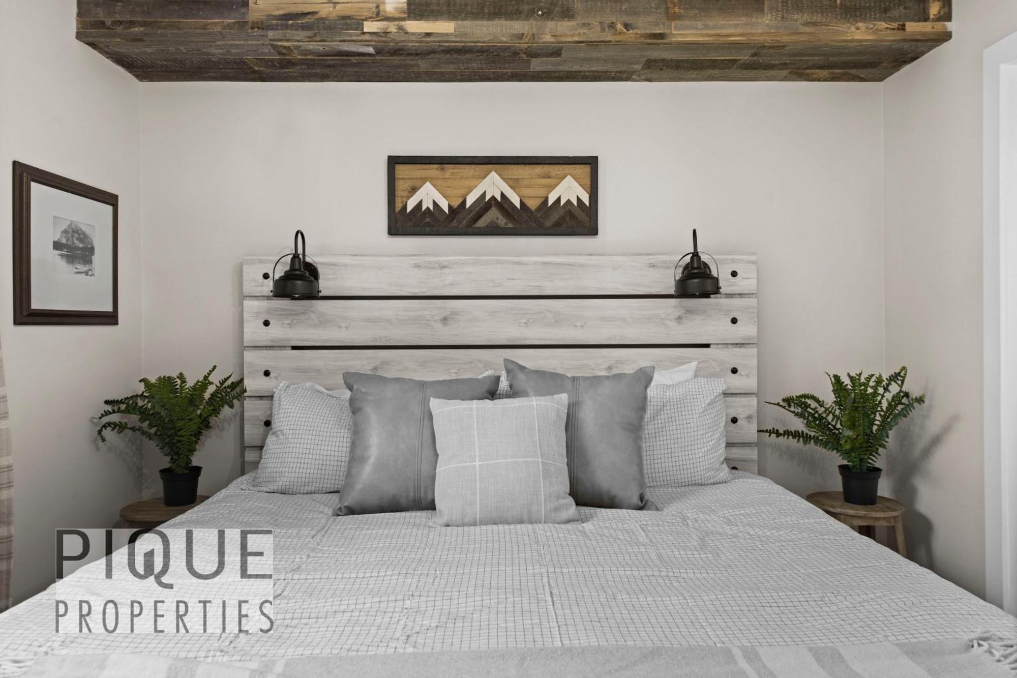 Mystic Mountain Chalet, Heated Outdoor Pool & Hot Tub, Free Parking, Fast Wifi! Canmore Exteriör bild