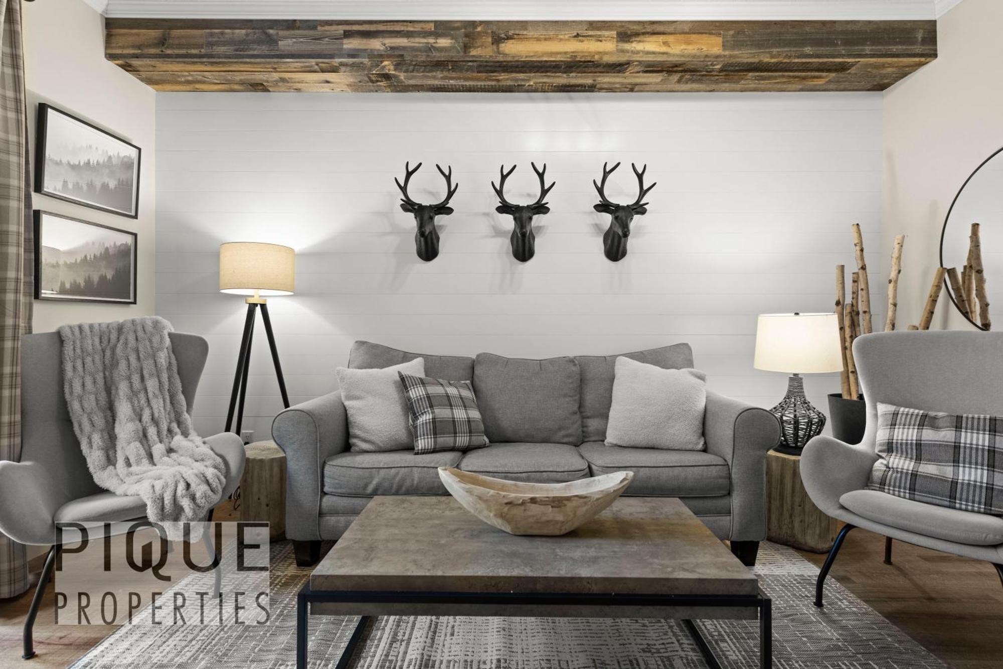 Mystic Mountain Chalet, Heated Outdoor Pool & Hot Tub, Free Parking, Fast Wifi! Canmore Exteriör bild